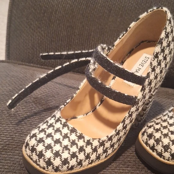 Steve Madden Black & White Houndstooth Double Strap Chunky Block Platform Heels - Picture 11 of 11